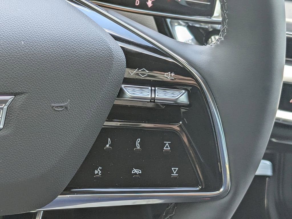 2025 Cadillac LYRIQ Sport 1