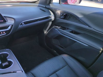 2024 Cadillac LYRIQ Sport 3