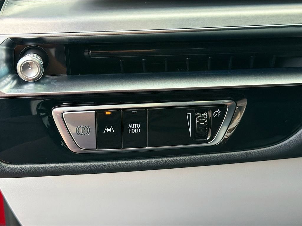 2026 Cadillac LYRIQ Premium Sport