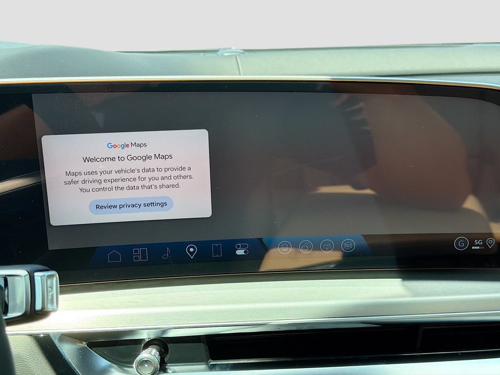 2026 Cadillac LYRIQ Signature Sport
