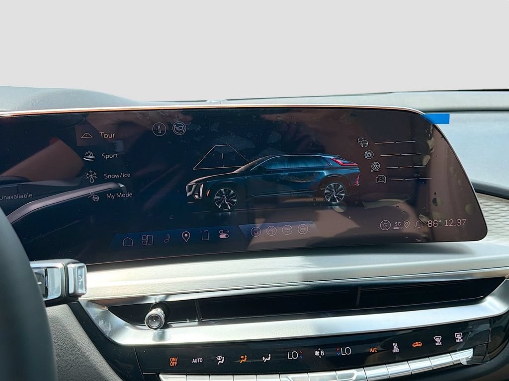 2026 Cadillac LYRIQ Signature Sport