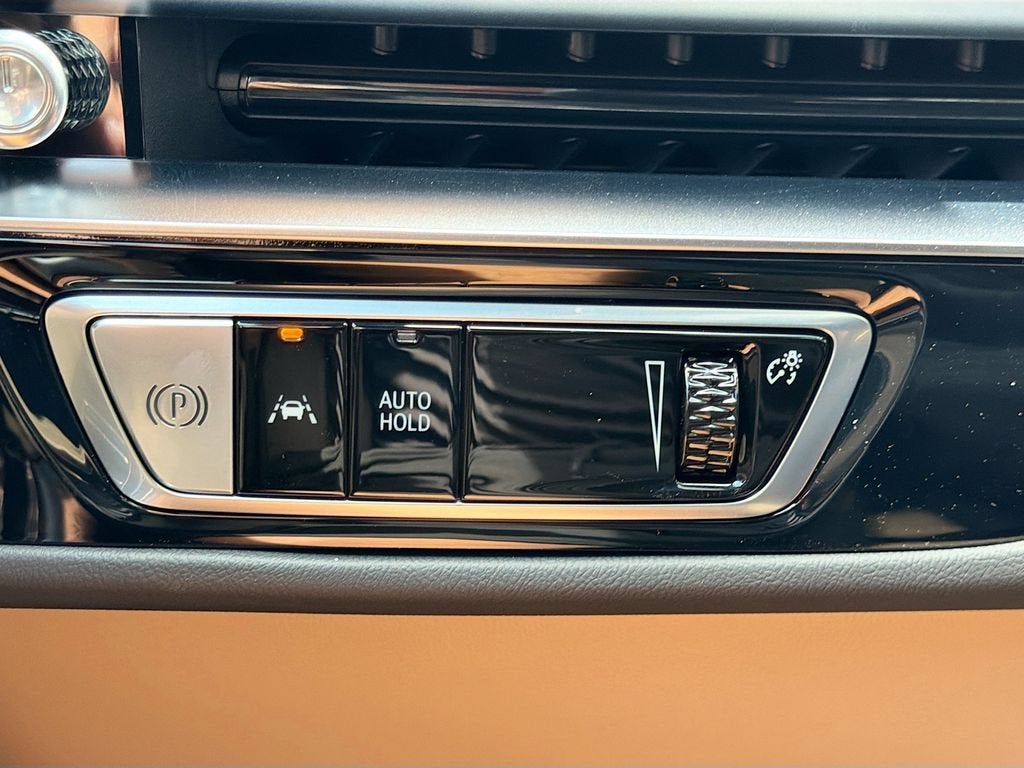 2026 Cadillac LYRIQ Signature Sport