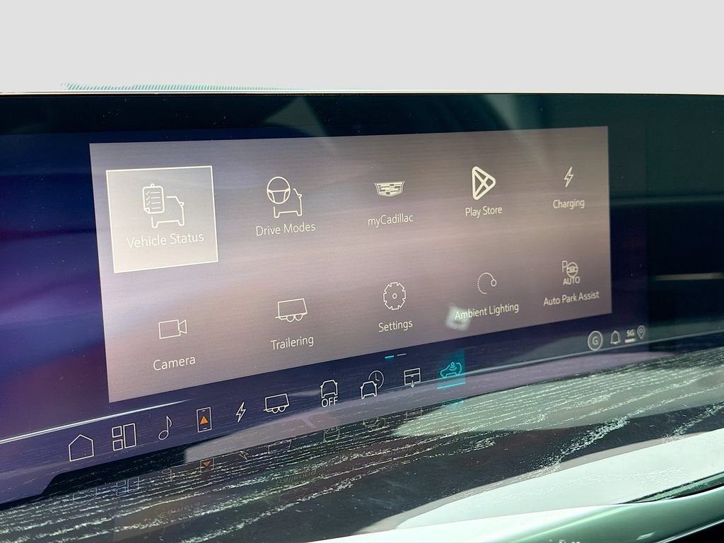 2026 Cadillac ESCALADE IQL Sport