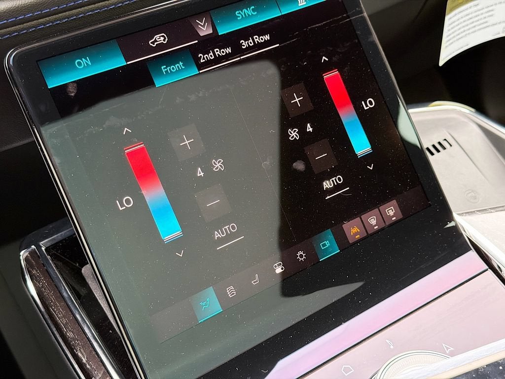 2026 Cadillac ESCALADE IQL Sport