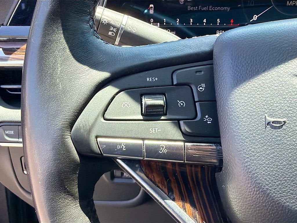 2022 Cadillac Escalade Premium Luxury