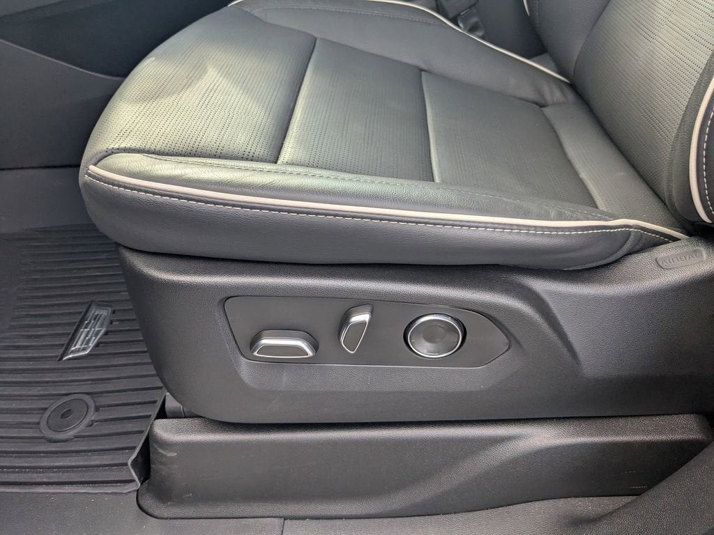 2024 Cadillac Escalade ESV Premium Luxury