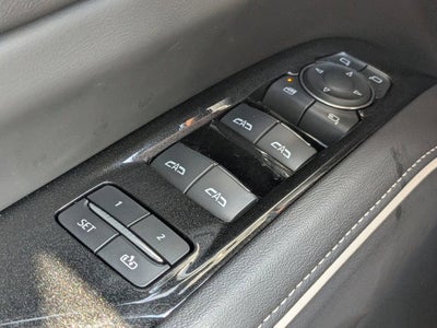 2024 Cadillac Escalade ESV Premium Luxury