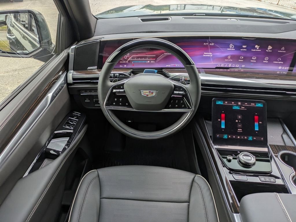 2026 Cadillac Escalade Luxury