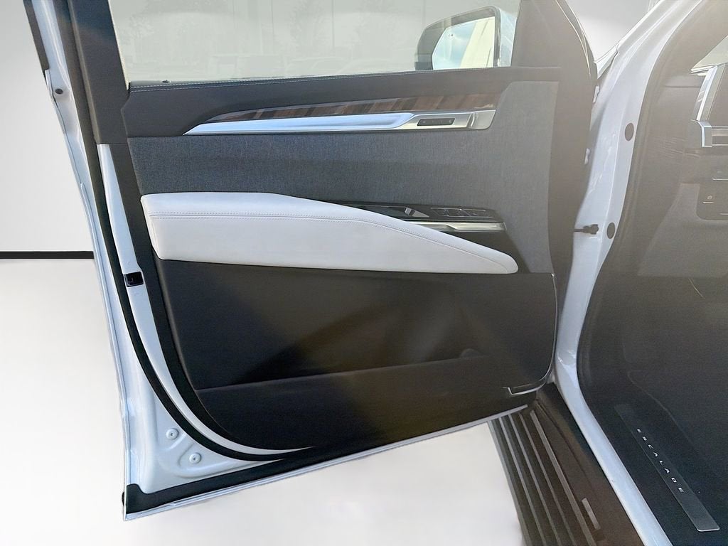 2026 Cadillac Escalade Platinum Sport