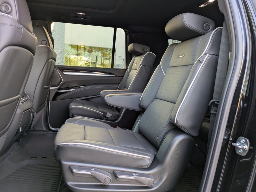 2026 Cadillac Escalade ESV Luxury