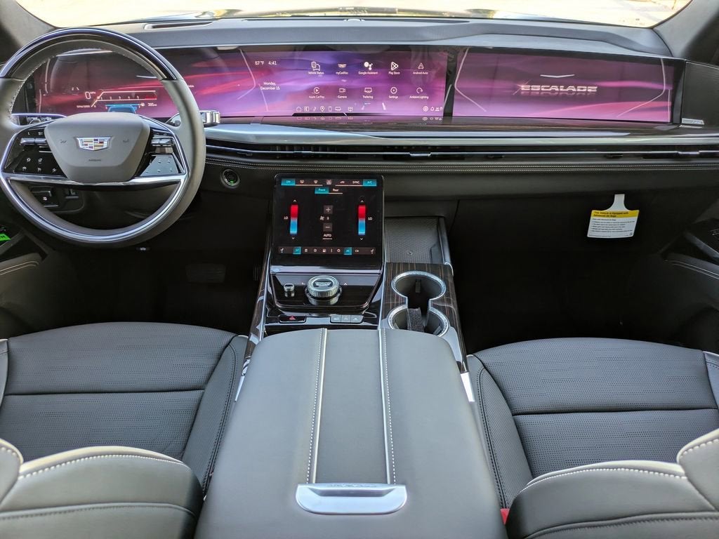 2026 Cadillac Escalade ESV Luxury