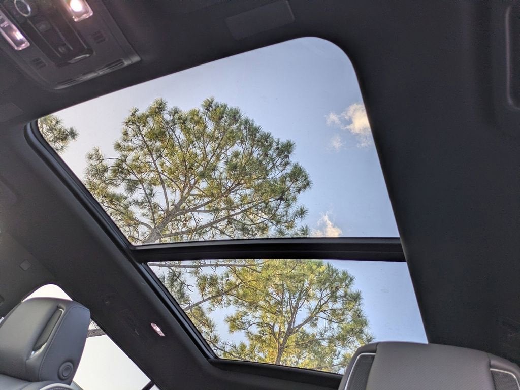 2026 Cadillac Escalade ESV Luxury