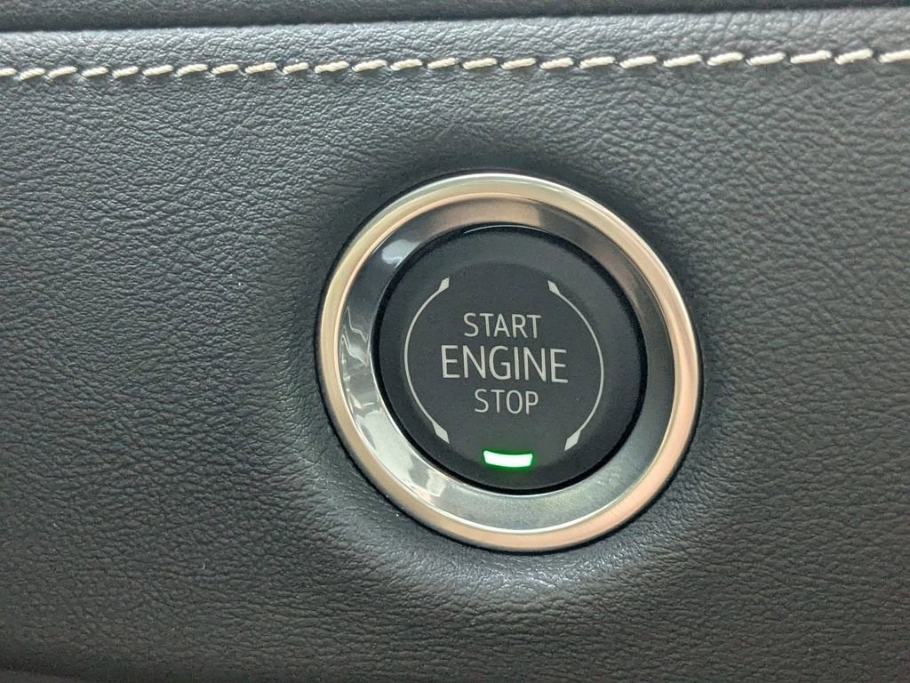 2025 Cadillac Escalade ESV Premium Luxury