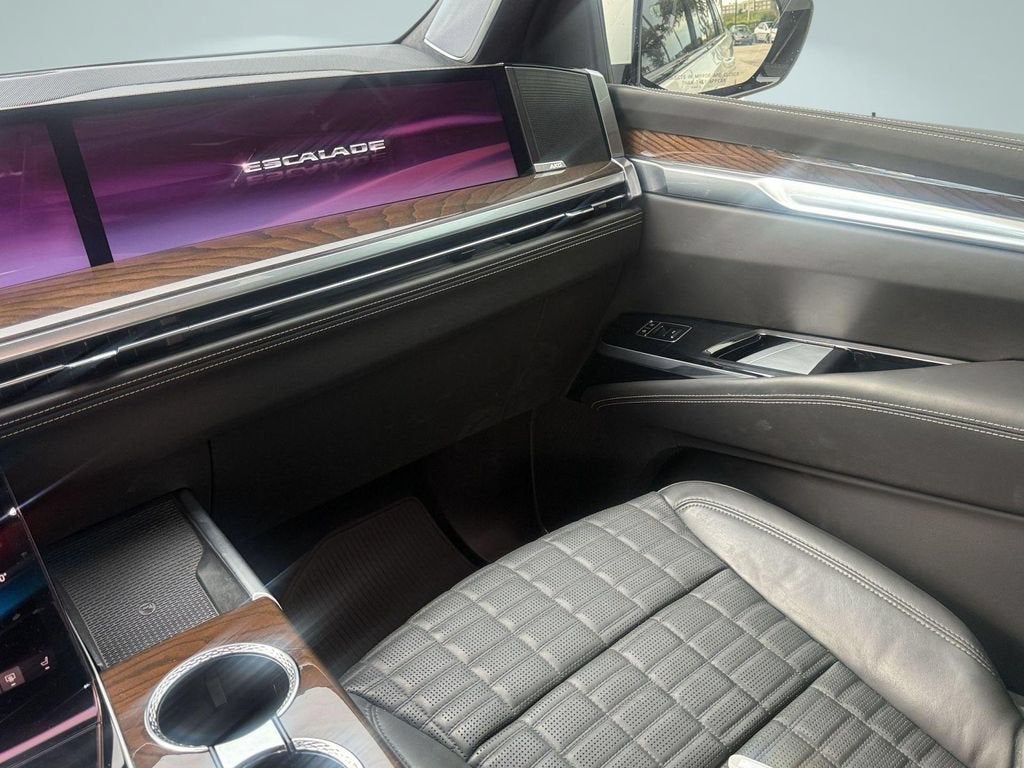 2025 Cadillac Escalade ESV Sport Platinum