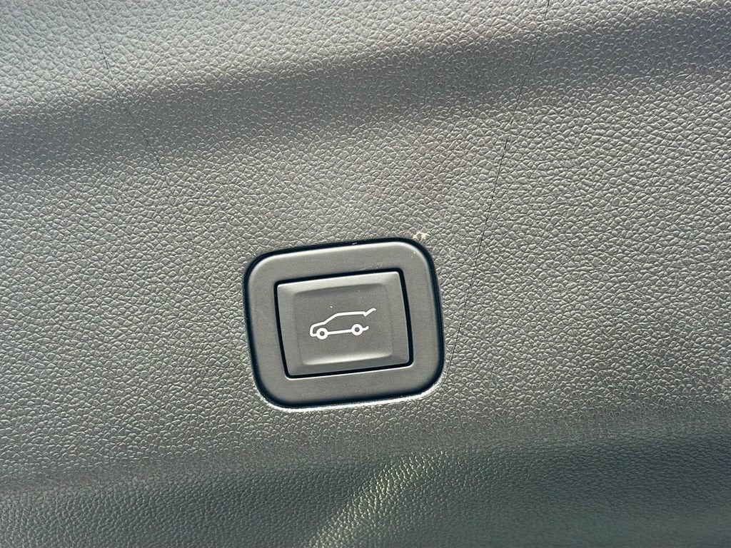 2025 Cadillac Escalade ESV Escalade-V ESV