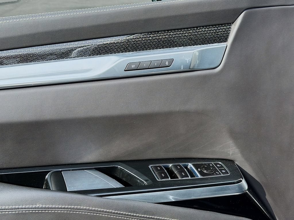 2025 Cadillac Escalade ESV Escalade-V ESV