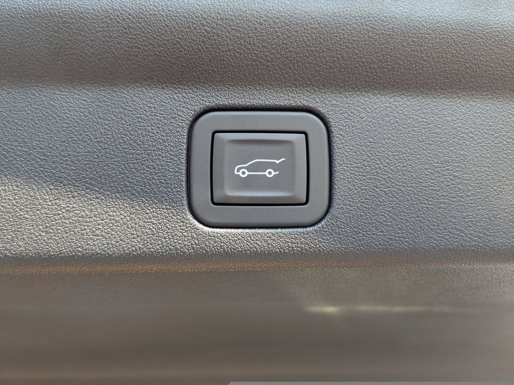 2025 Cadillac ESCALADE IQ Luxury 1