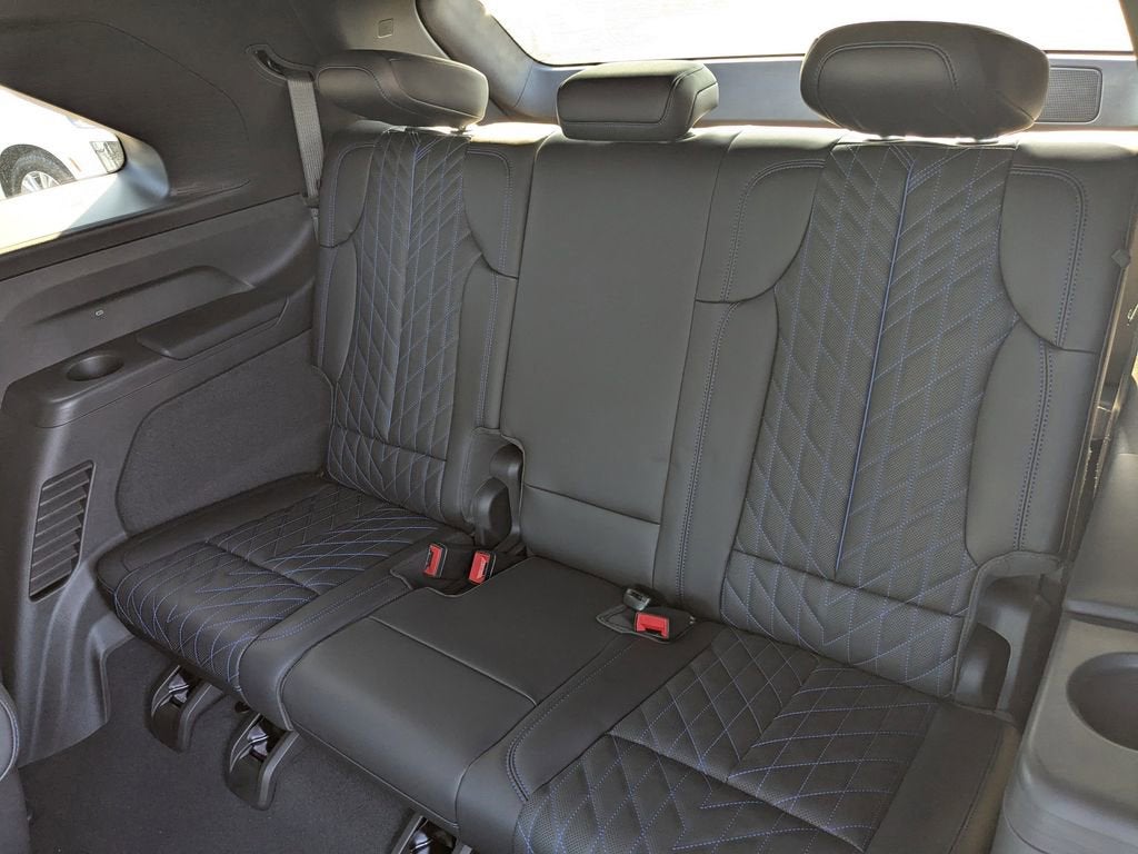 2025 Cadillac ESCALADE IQ Luxury 1