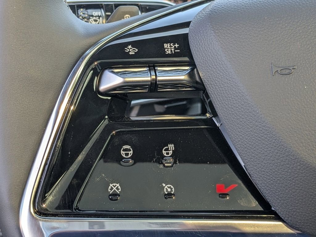 2025 Cadillac ESCALADE IQ Luxury 1