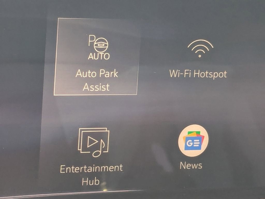 2026 Cadillac ESCALADE IQ Luxury