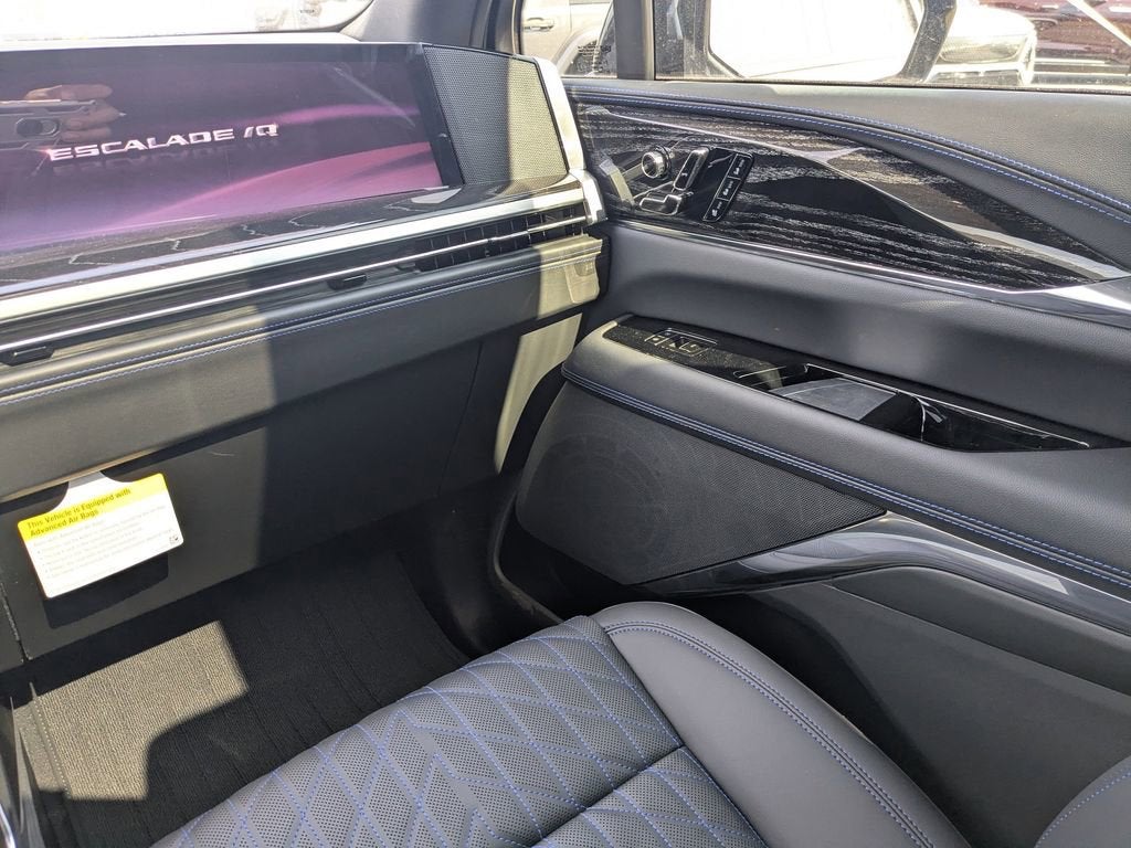 2025 Cadillac ESCALADE IQ Sport 1