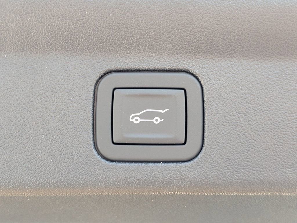 2025 Cadillac ESCALADE IQ Sport 1