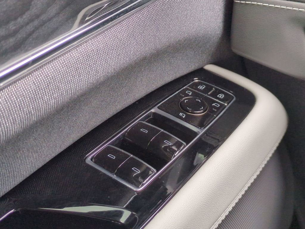 2025 Cadillac ESCALADE IQ Sport 1