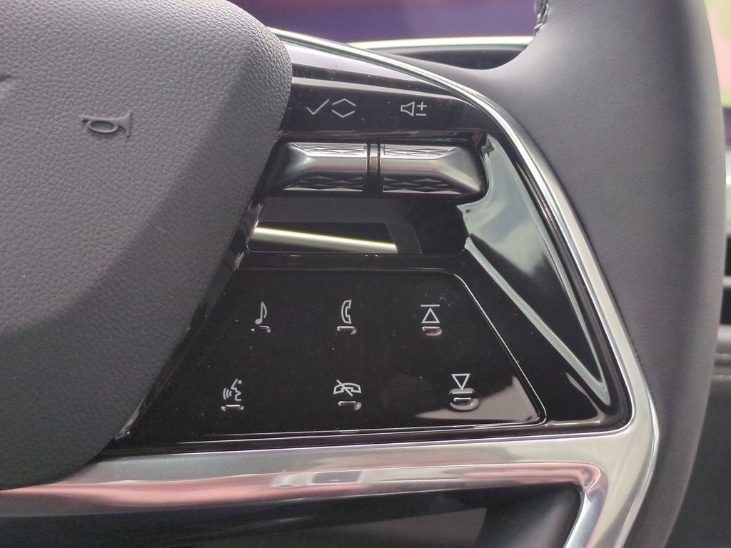 2025 Cadillac ESCALADE IQ Sport 1