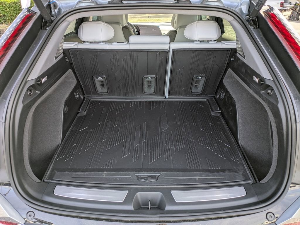 2026 Cadillac OPTIQ Luxury