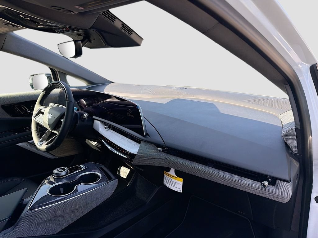 2027 Cadillac OPTIQ Luxury
