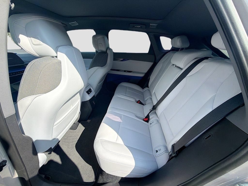 2027 Cadillac OPTIQ Luxury