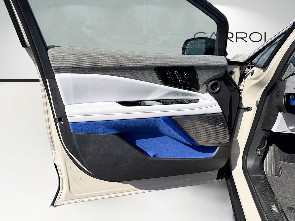 2027 Cadillac OPTIQ Luxury