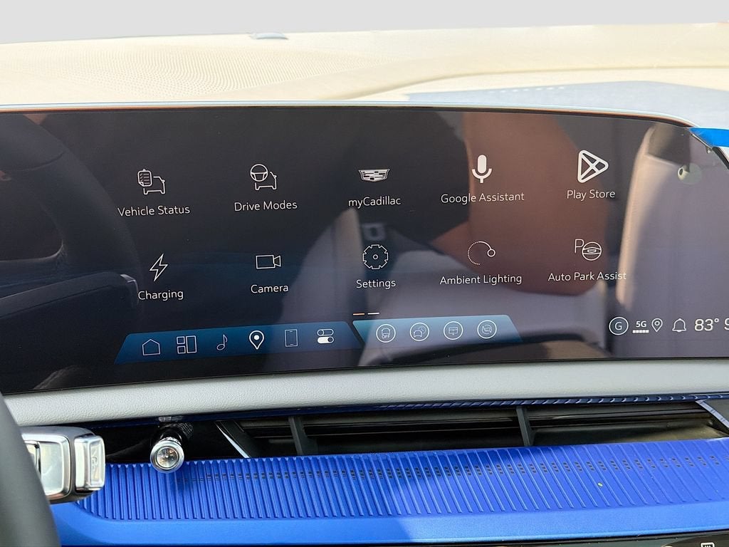2027 Cadillac OPTIQ Luxury