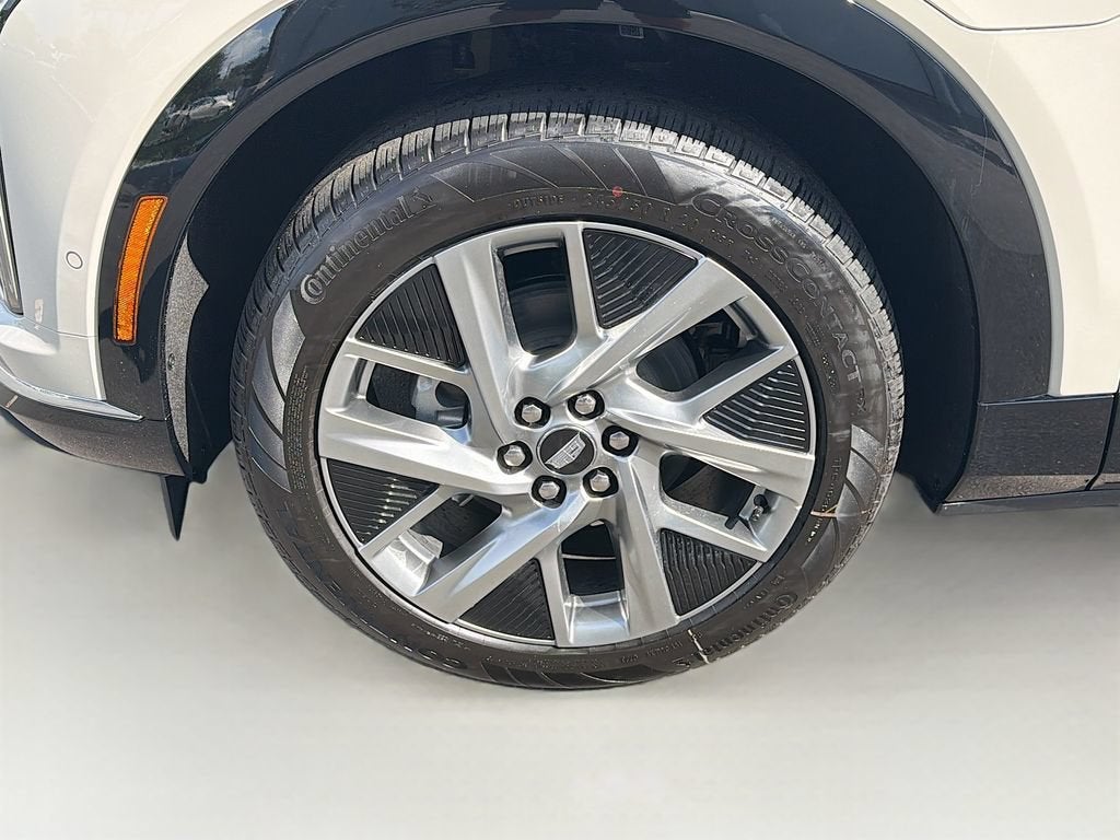 2027 Cadillac OPTIQ Luxury