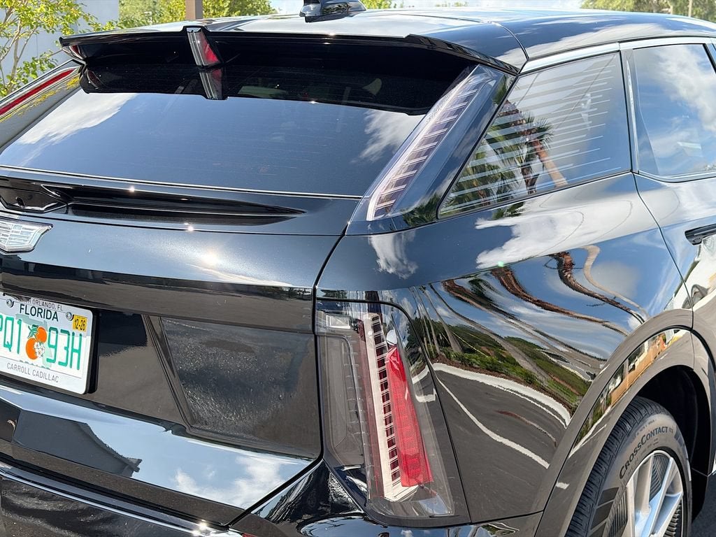 2027 Cadillac OPTIQ Luxury