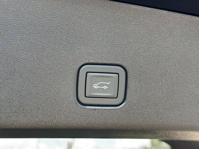 2027 Cadillac OPTIQ Luxury