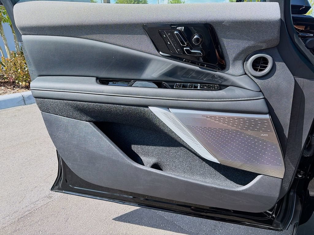 2027 Cadillac OPTIQ Luxury