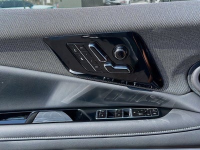 2027 Cadillac OPTIQ Luxury