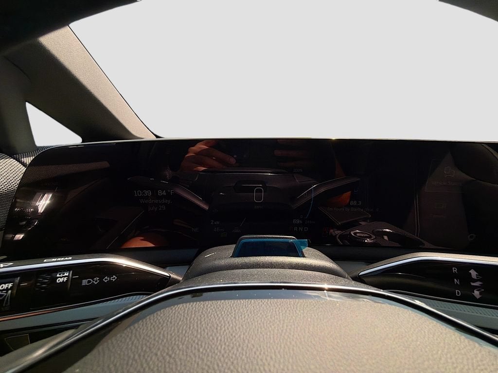 2027 Cadillac OPTIQ Luxury