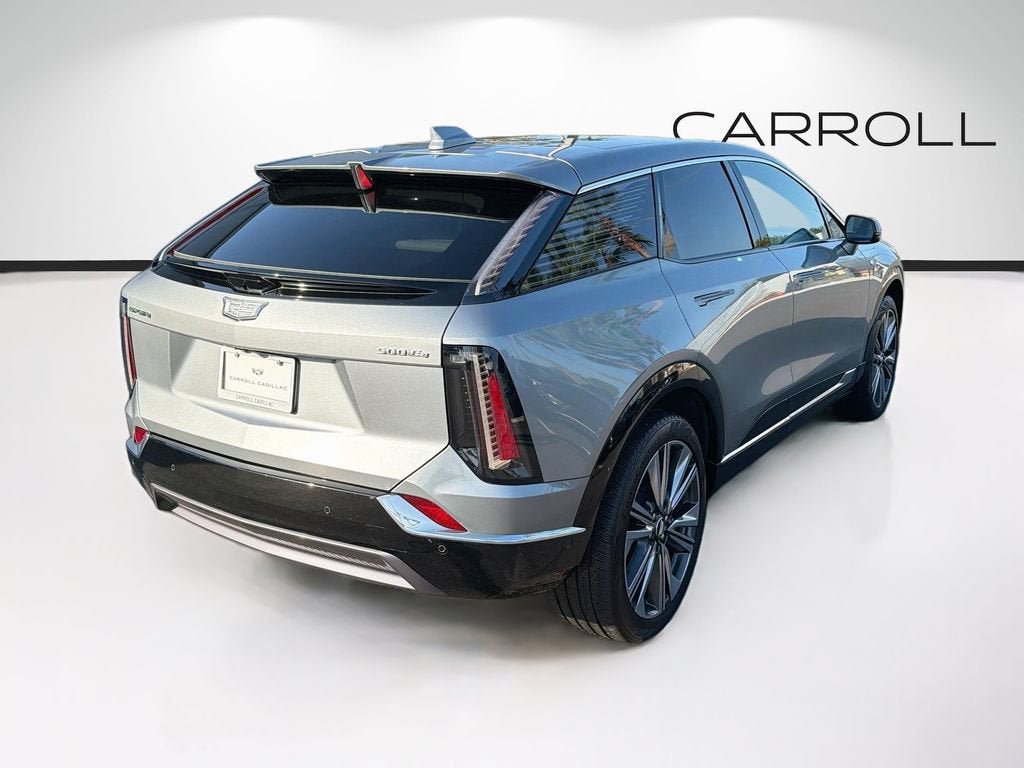 2025 Cadillac OPTIQ Luxury 1