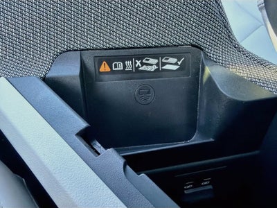 2025 Cadillac OPTIQ Luxury 1