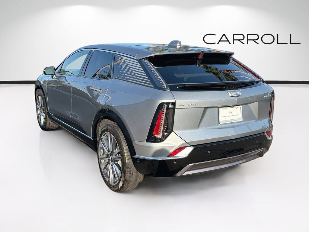 2025 Cadillac OPTIQ Luxury 1