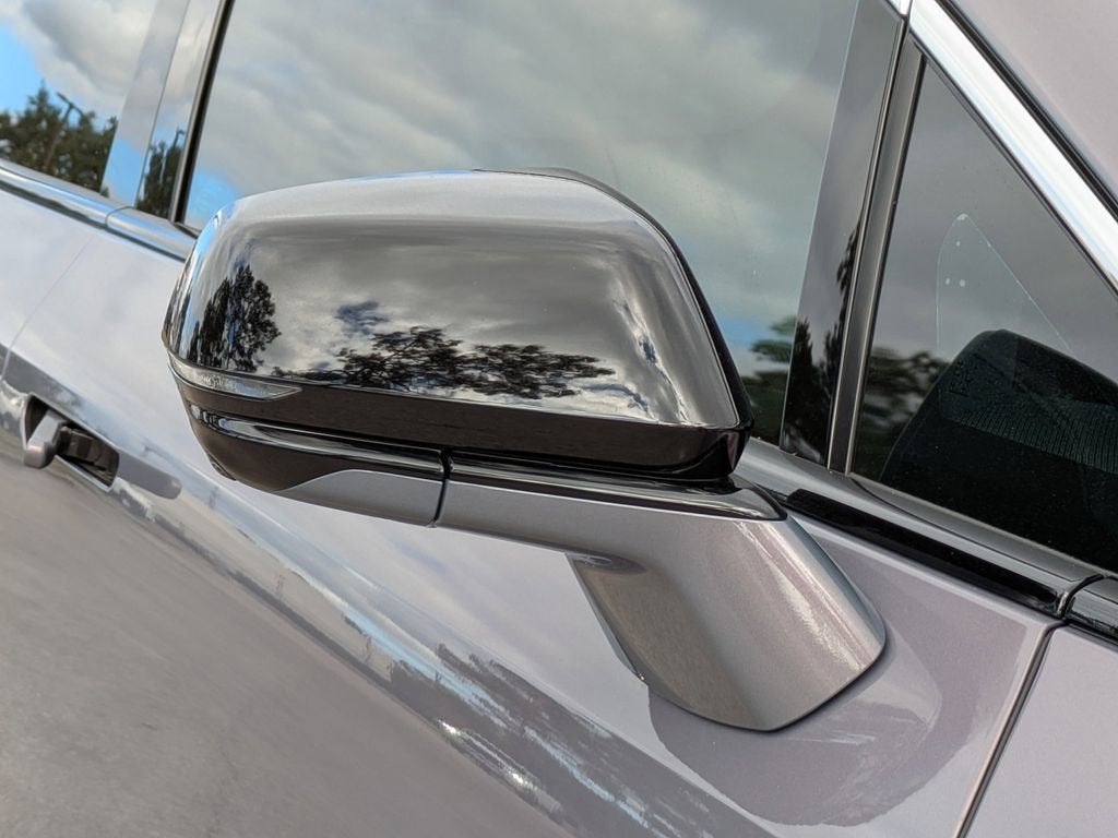 2026 Cadillac OPTIQ Premium Luxury