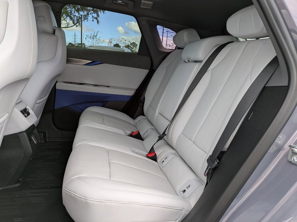 2026 Cadillac OPTIQ Premium Luxury