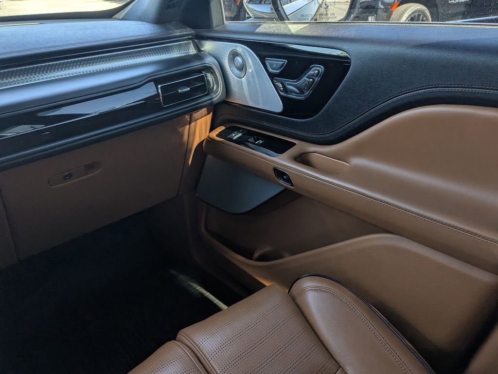 2022 Lincoln Aviator Black Label Grand Touring