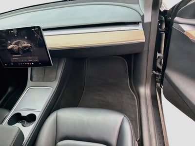 2025 Tesla Model Y Long Range