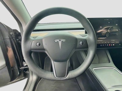 2025 Tesla Model Y Long Range