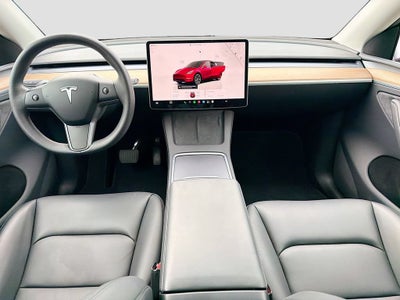 2025 Tesla Model Y Long Range