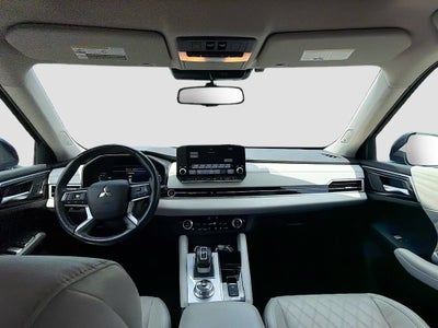 2023 Mitsubishi Outlander SEL