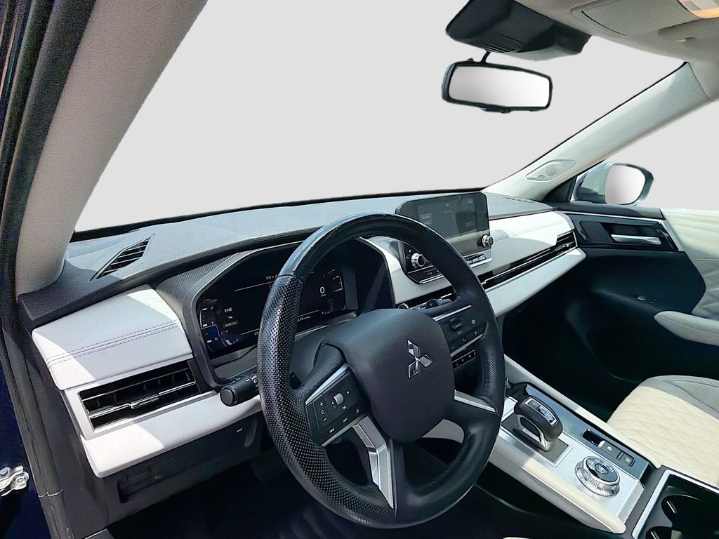 2023 Mitsubishi Outlander SEL
